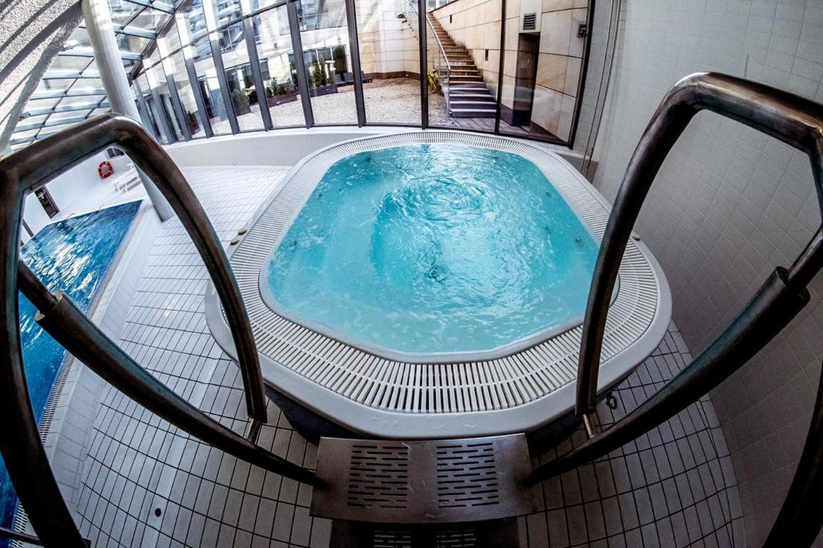 Premium Apartment For Old Town & Jewish Quarter Plus Pool Krasków Exterior foto